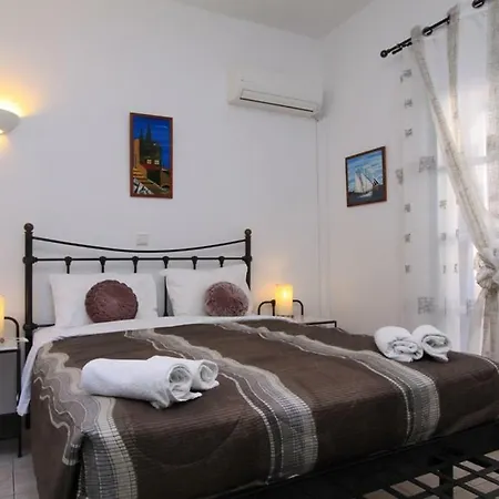 Sea Side 3* Kamari (Santorini)