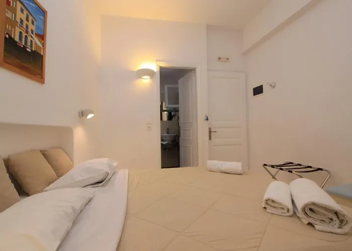 Sea Side Hotel Kamari (Santorini)