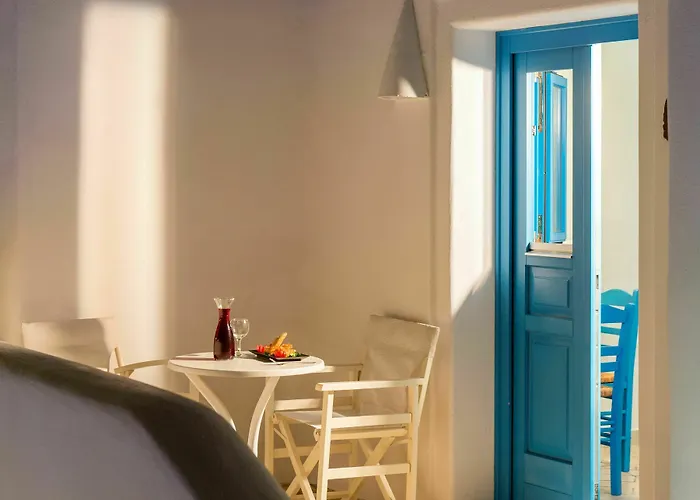 Sea Side Kamari (Santorini)