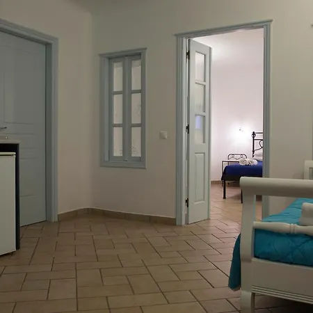 فندق Sea Side 3*